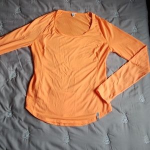 Under armour long sleeve athletic shirt